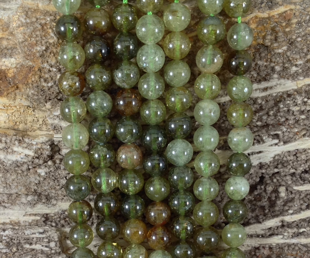 Green Garnet Round 6mm 8mm