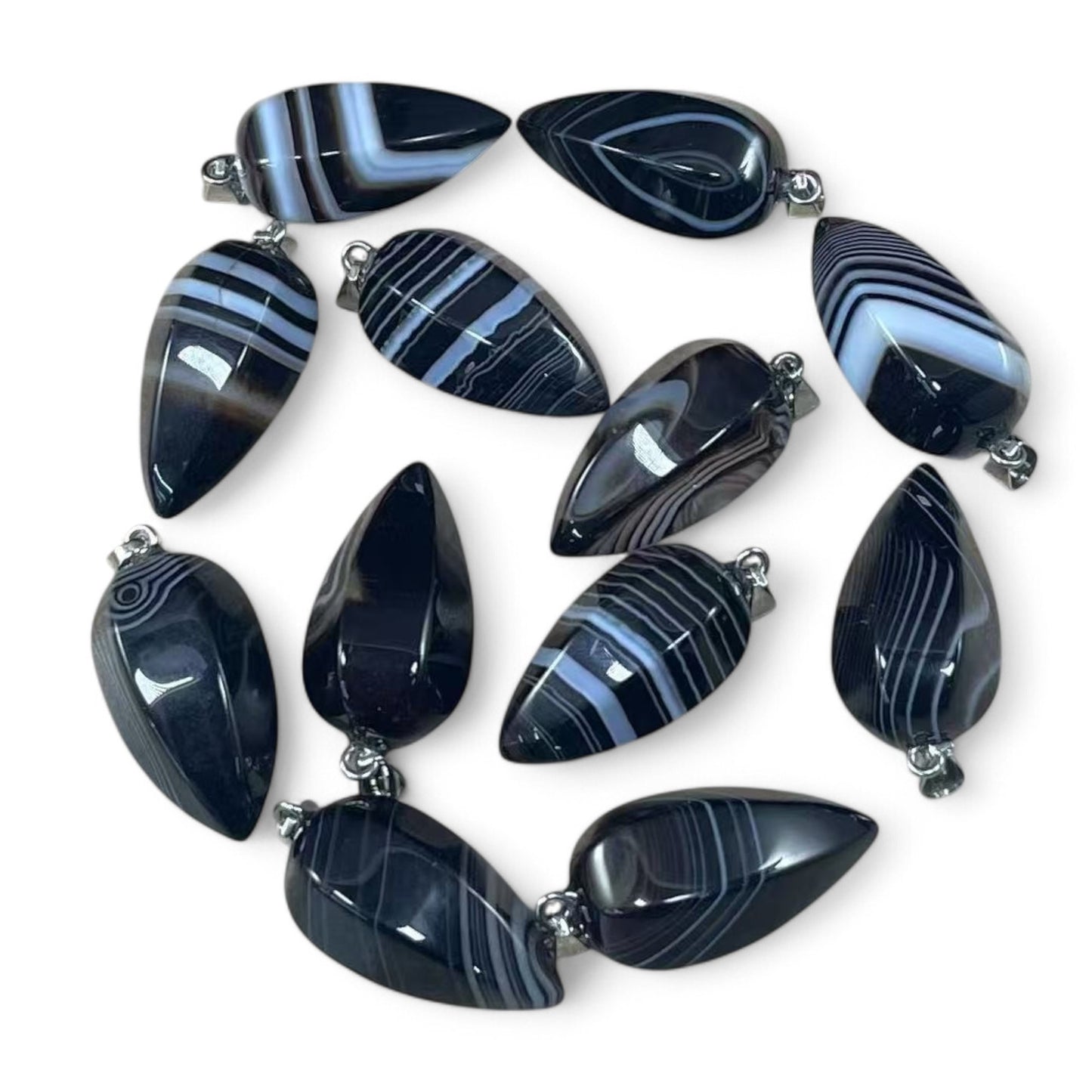 Sardonyx aka Banded Agate, Cut Point Pendant, 15x30mm (1pc)