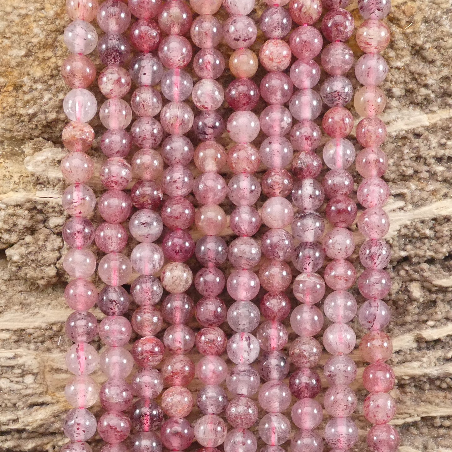 Strawberry Quartz Round