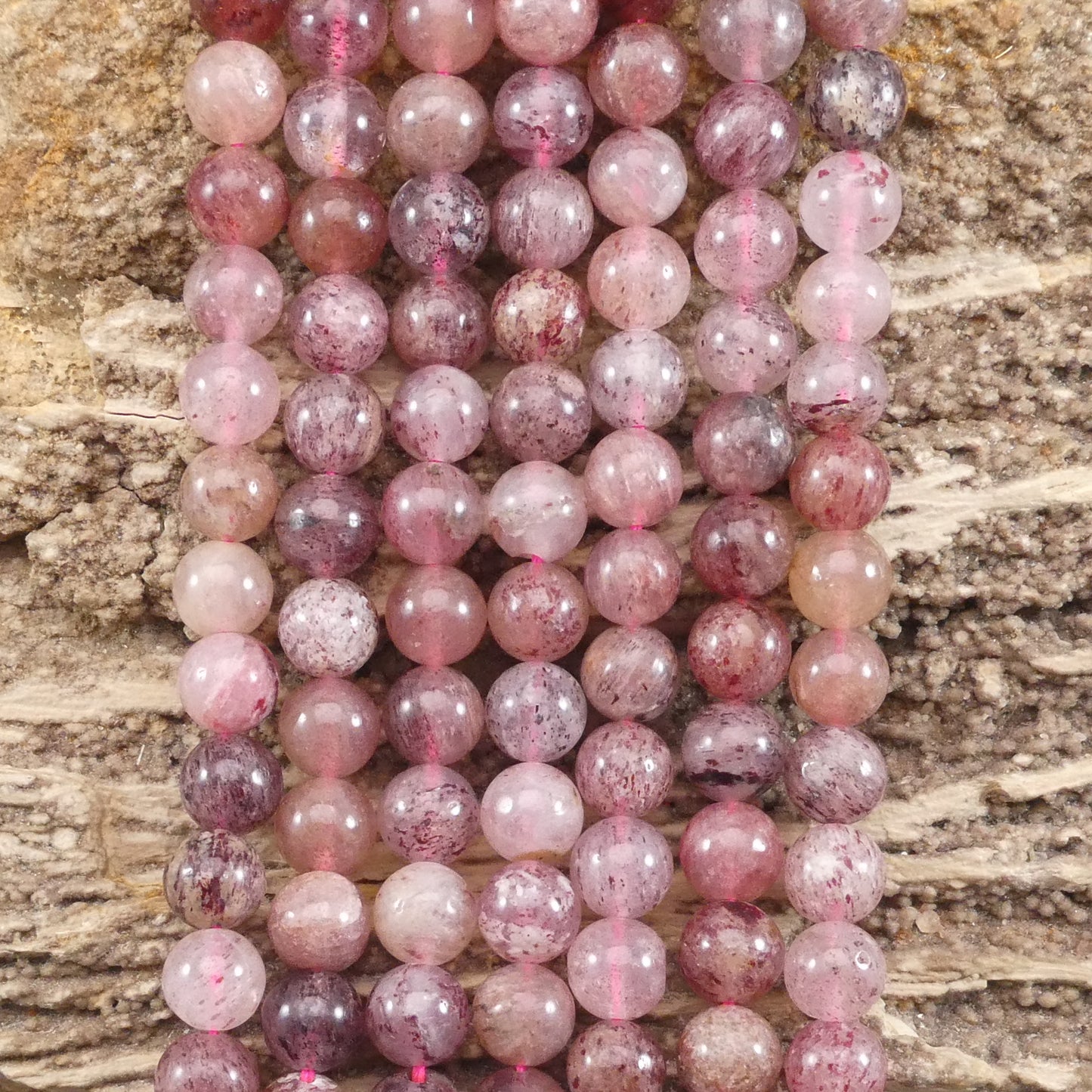 Strawberry Quartz Round