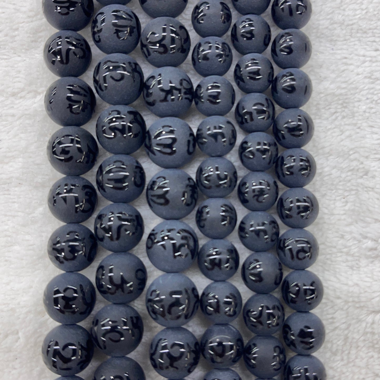 Matte Onyx w/ Mantra Symbol, Round
