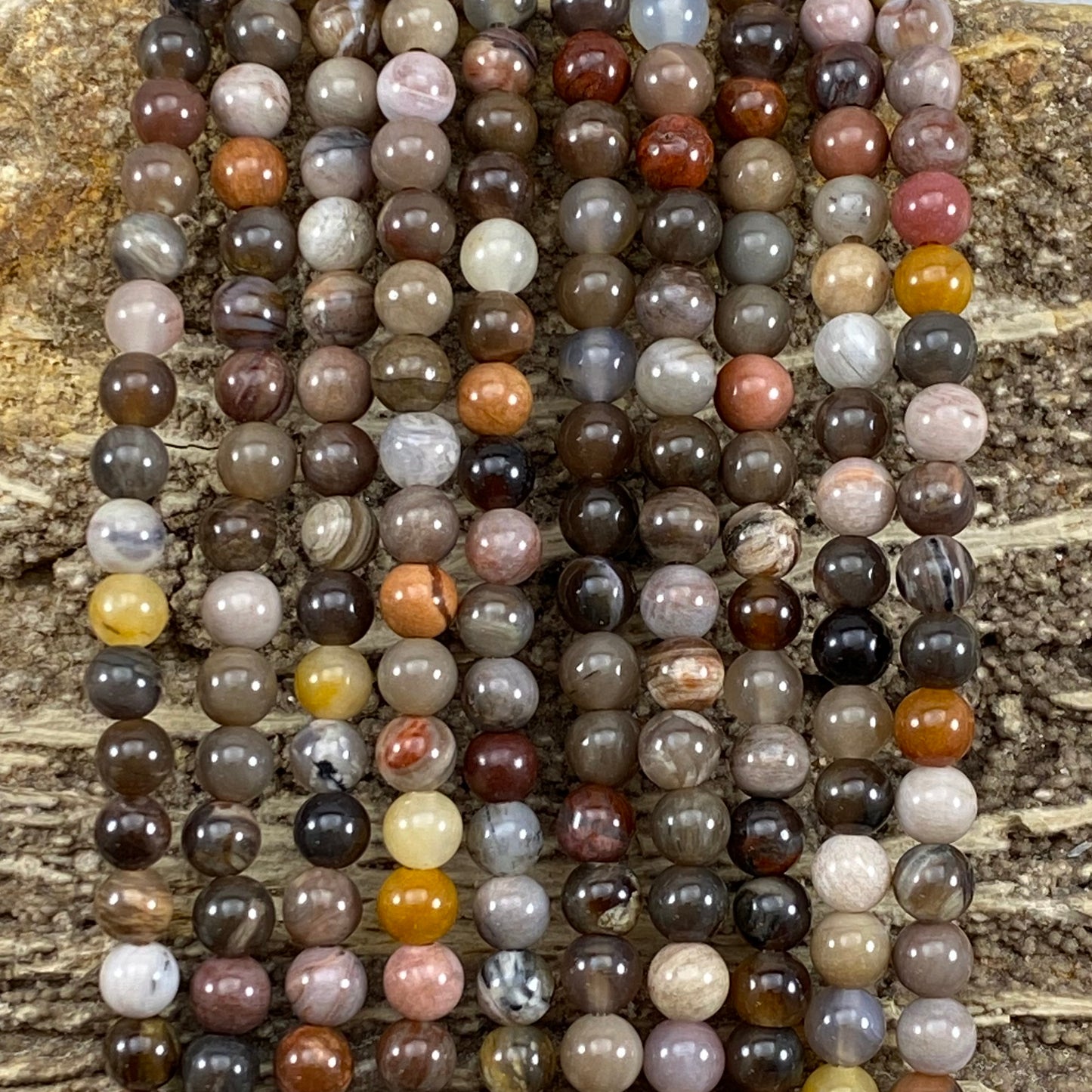 Petrified Wood (XinJiang,CN), Round 6mm 8mm